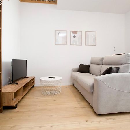 Appartamento Montsejour - T2 Climatise Avec Filet Et Fauteuil Suspendu Tarbes Esterno foto