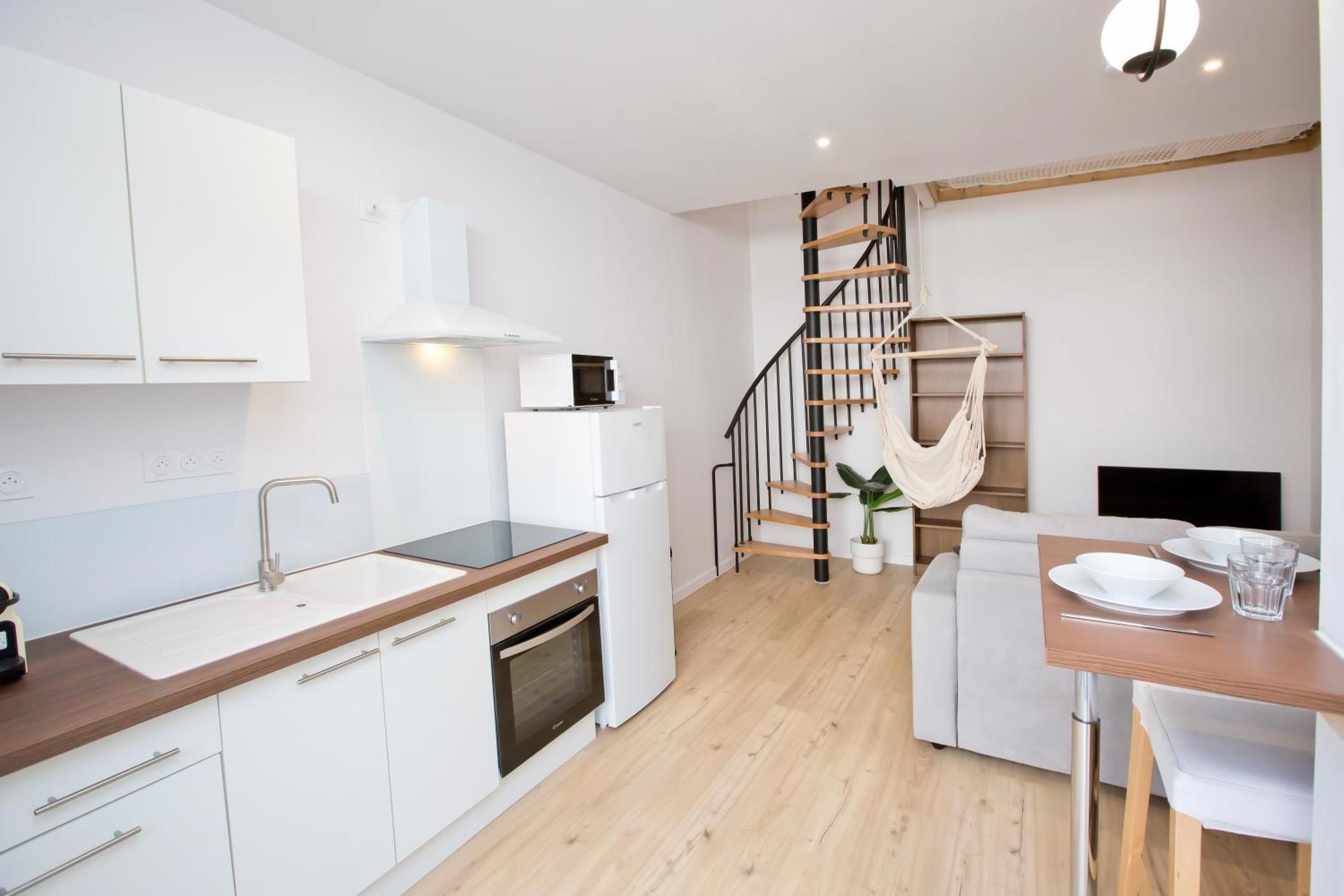 Appartamento Montsejour - T2 Climatise Avec Filet Et Fauteuil Suspendu Tarbes Esterno foto
